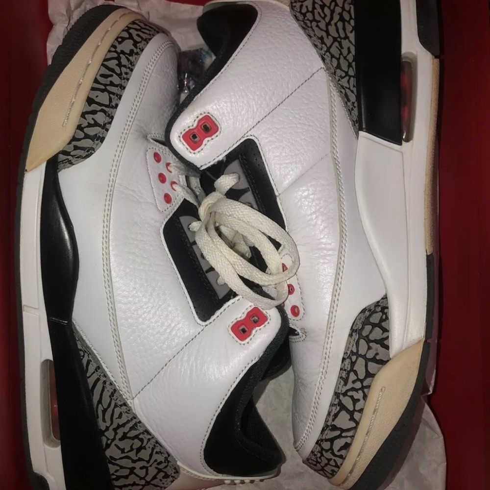 Air Jordan 3 Retro “Infrared 23”
